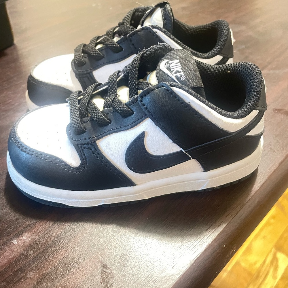 Panda Dunks